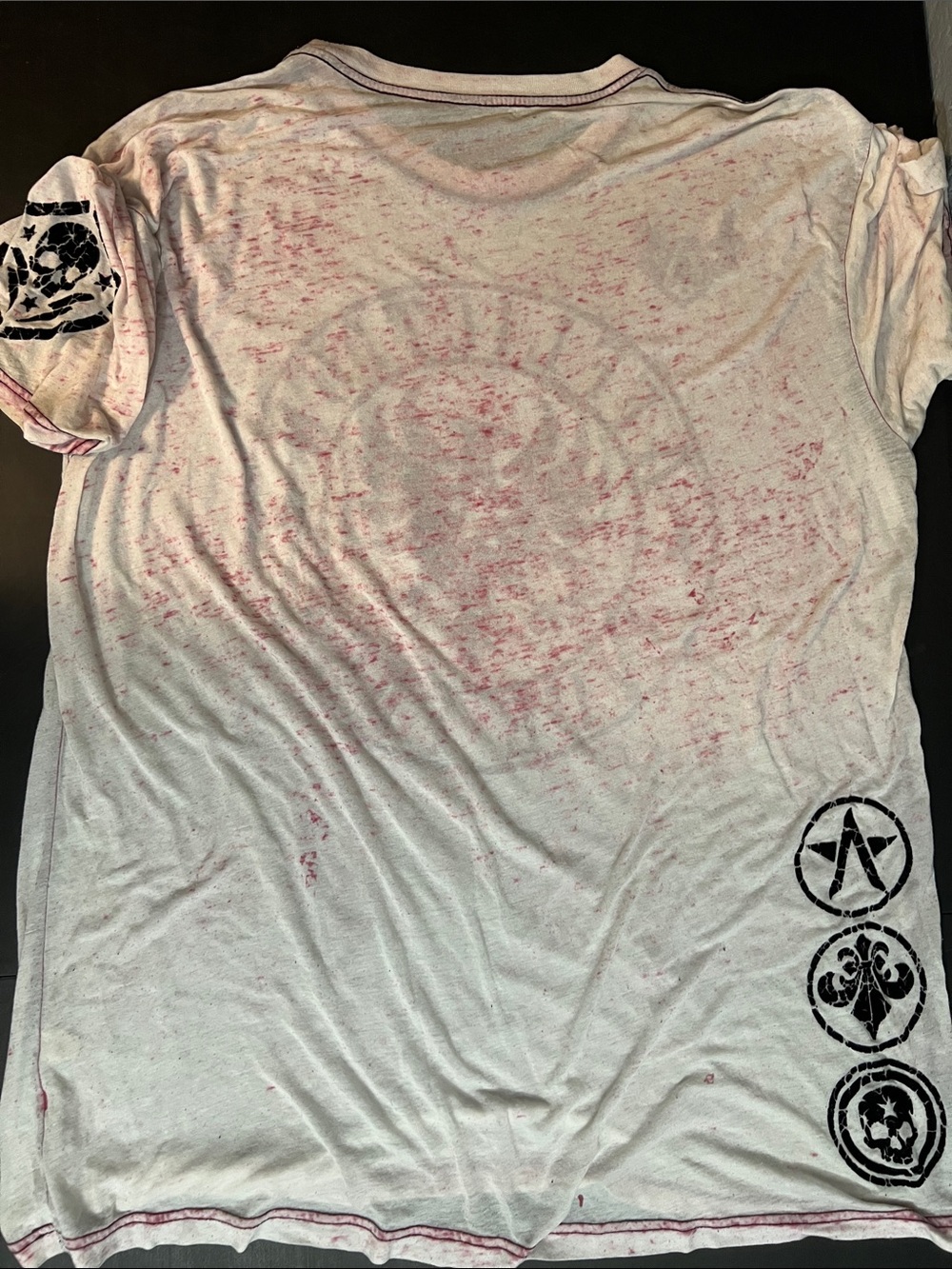 Affliction White Tee with Red Speckle and Black Crest - Picture 4 of 6